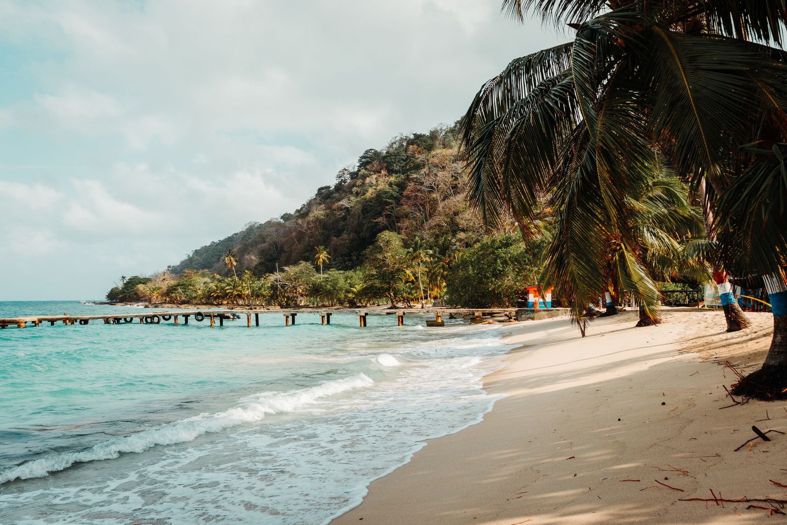 Spiaggia tropicale a Guna Yala, Panama